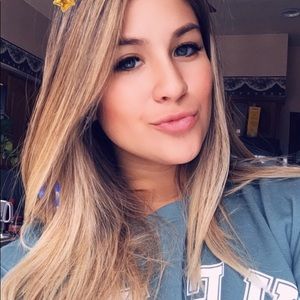 Meet your Posher, Carmen